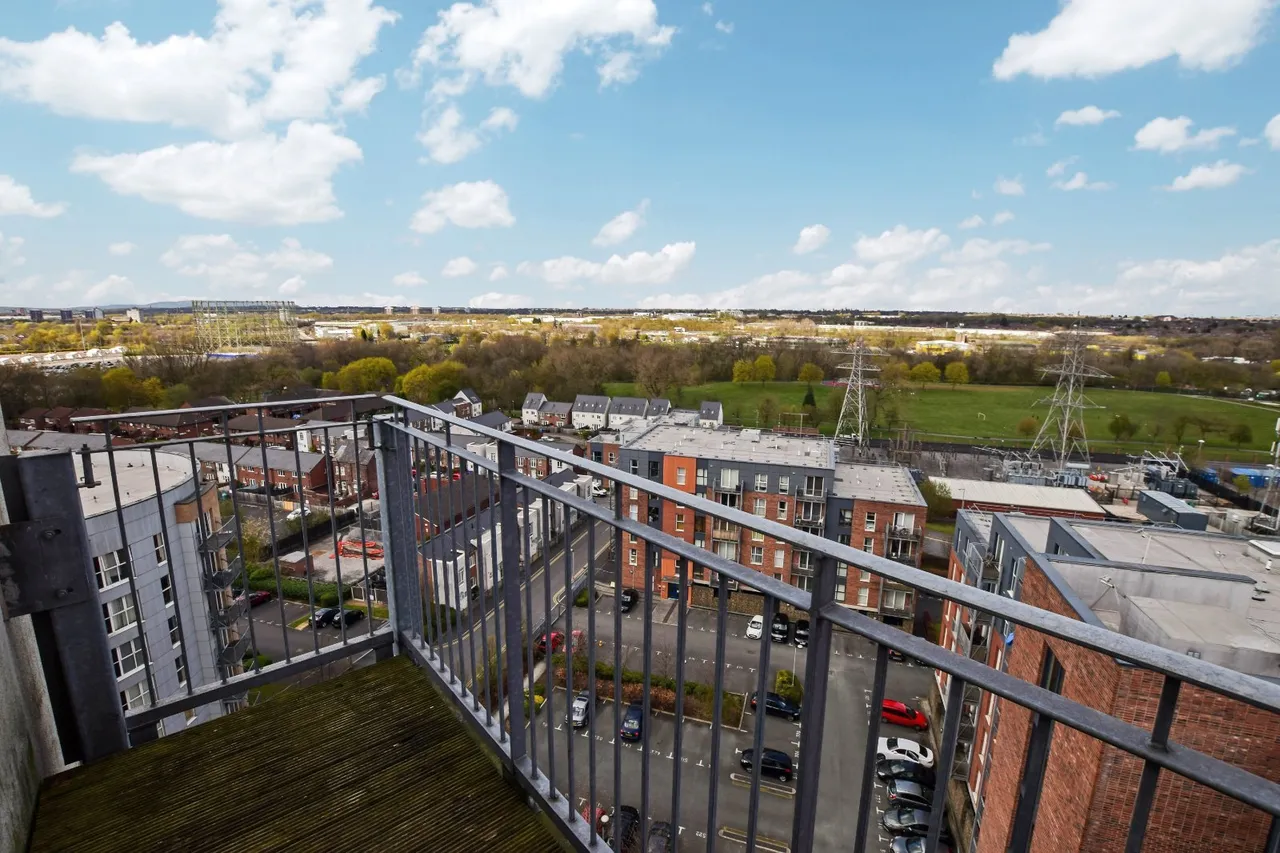 Stillwater Drive, Openshaw, M11, photo 11