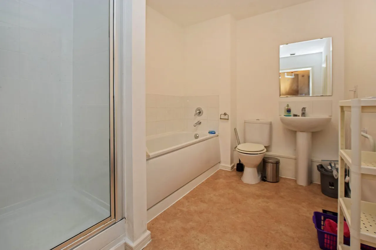 Stillwater Drive, Openshaw, M11, photo 10