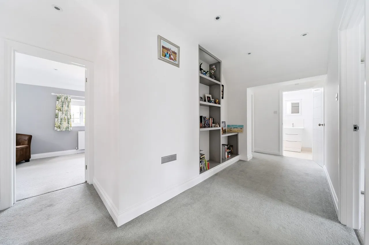 Pulborough Road, Storrington, RH20, photo 15