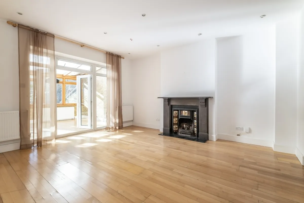 Greencroft Gardens, London, NW6, photo 11