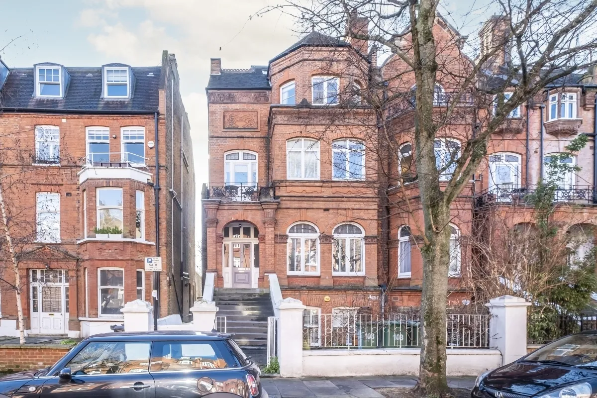 Greencroft Gardens, London, NW6, photo 10