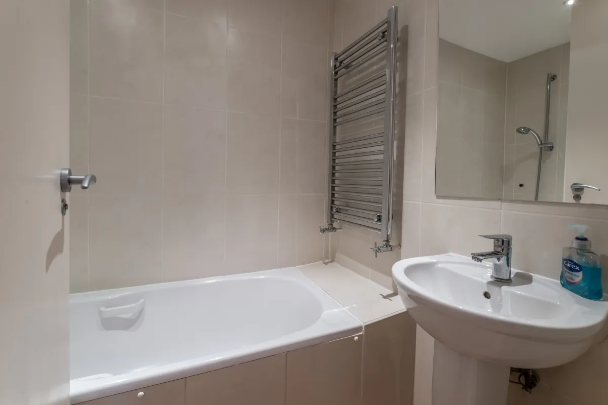 Greencroft Gardens, London, NW6, photo 9
