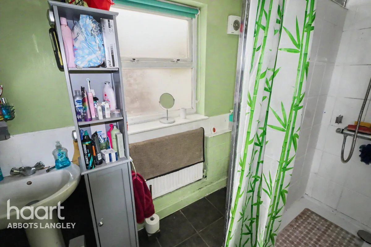 Chester Road, Watford, WD18, photo 10