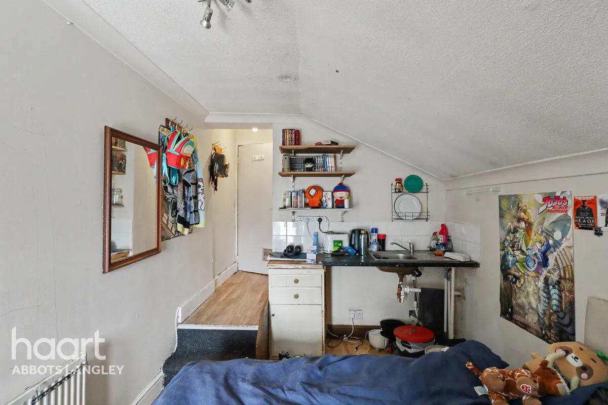 Chester Road, Watford, WD18, photo 16