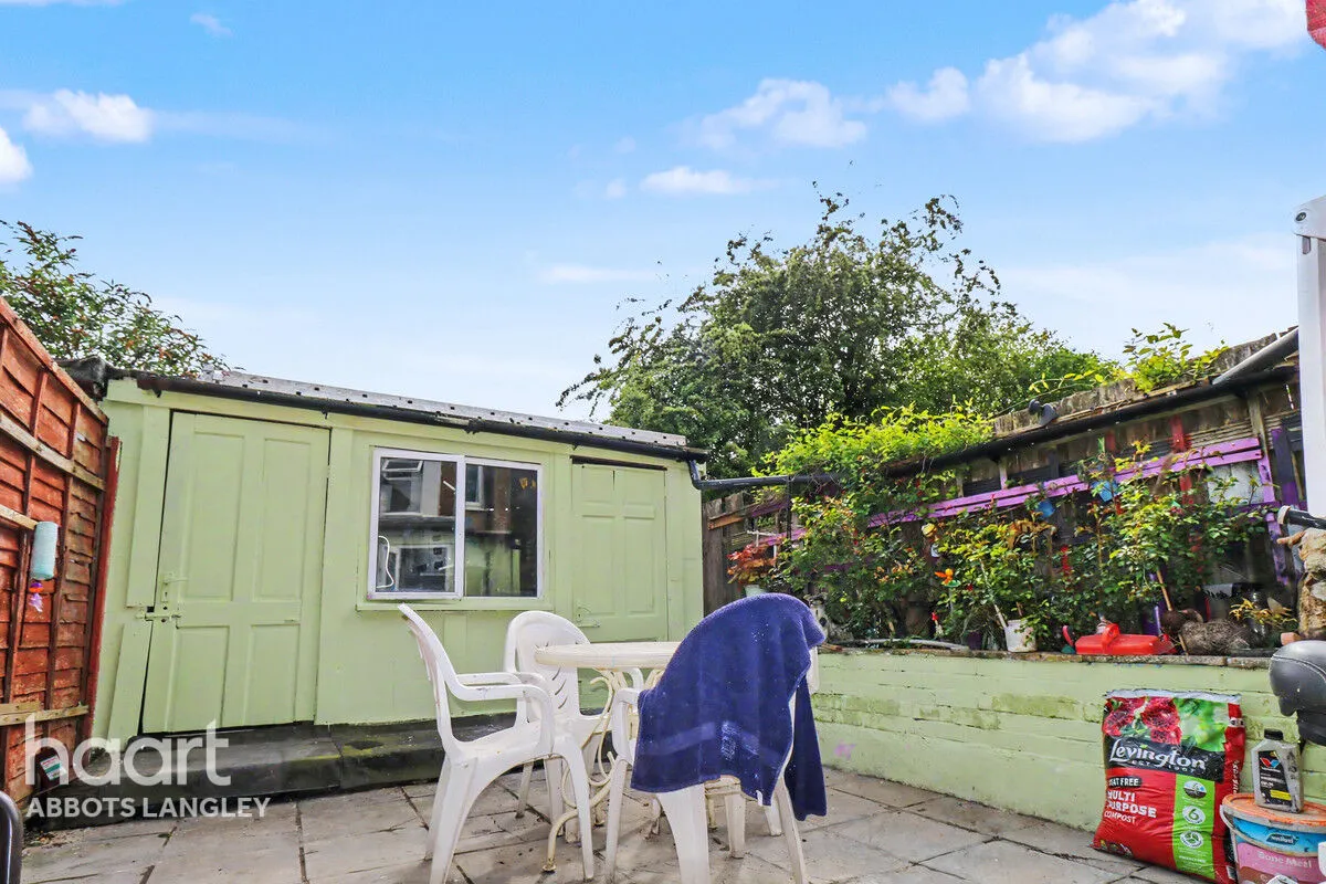 Chester Road, Watford, WD18, photo 2