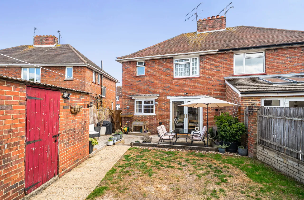 Calvert Close, Aldershot, Hampshire, GU12 4QX, photo 8