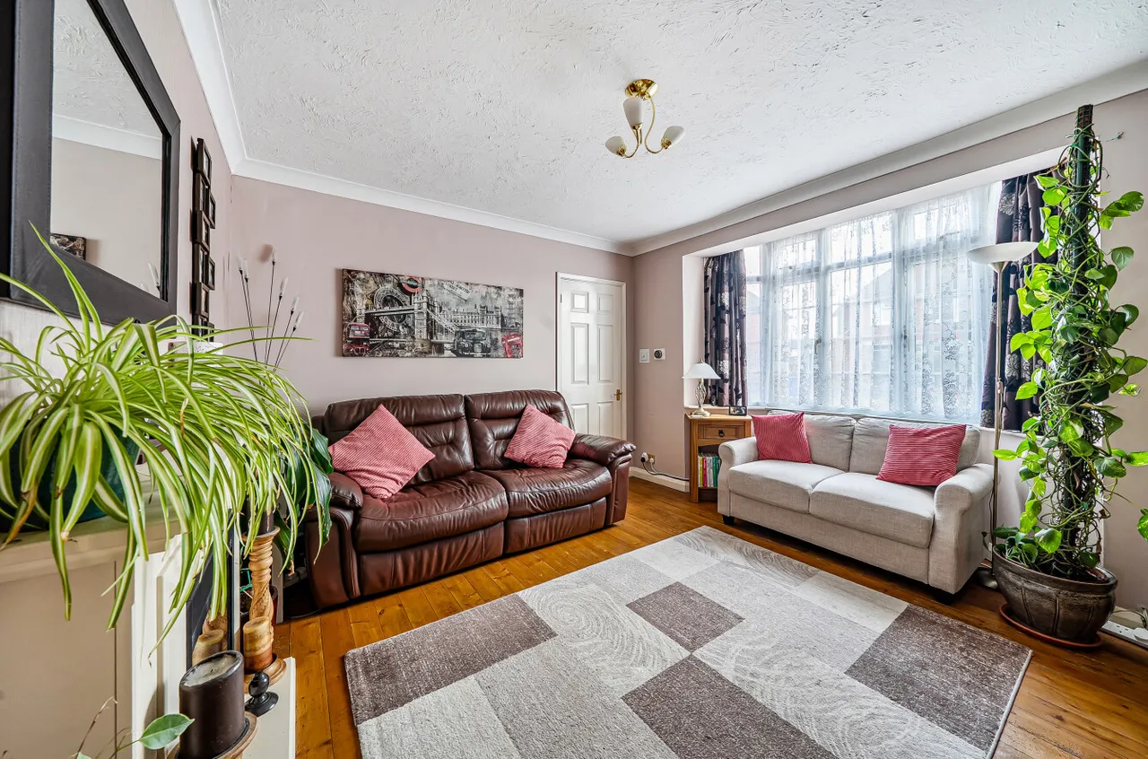 Calvert Close, Aldershot, Hampshire, GU12 4QX, photo 4