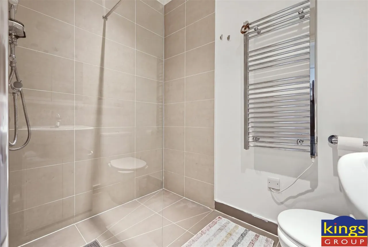 Gainsford Road, London, photo 16