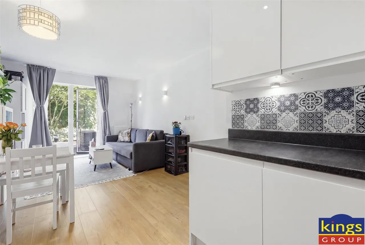Gainsford Road, London, photo 5
