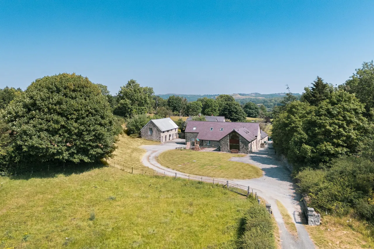 5 bed house for sale, Llanarmon-Yn-Ial, Mold