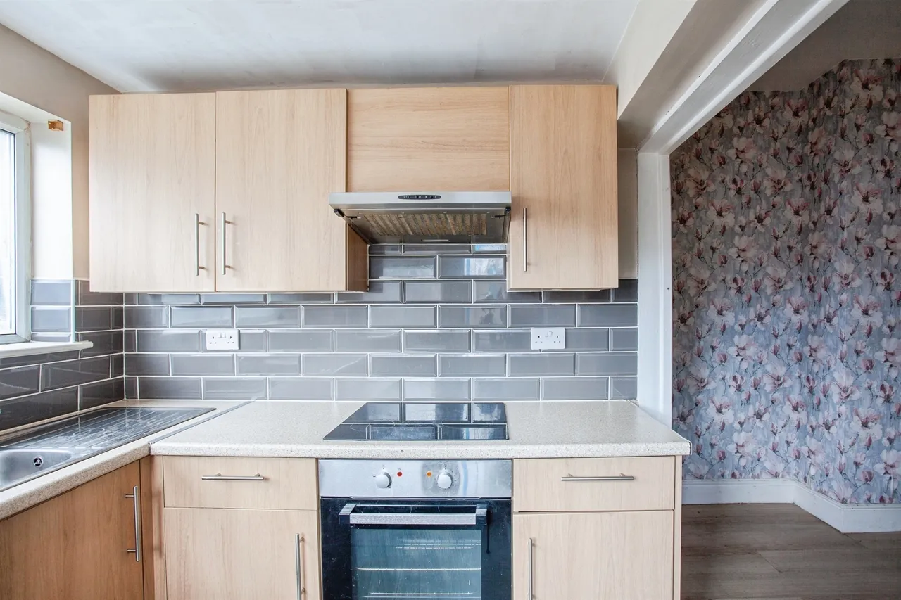 Victoria Road, Mexborough, photo 11