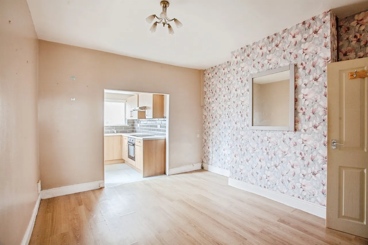 Victoria Road, Mexborough, photo 8