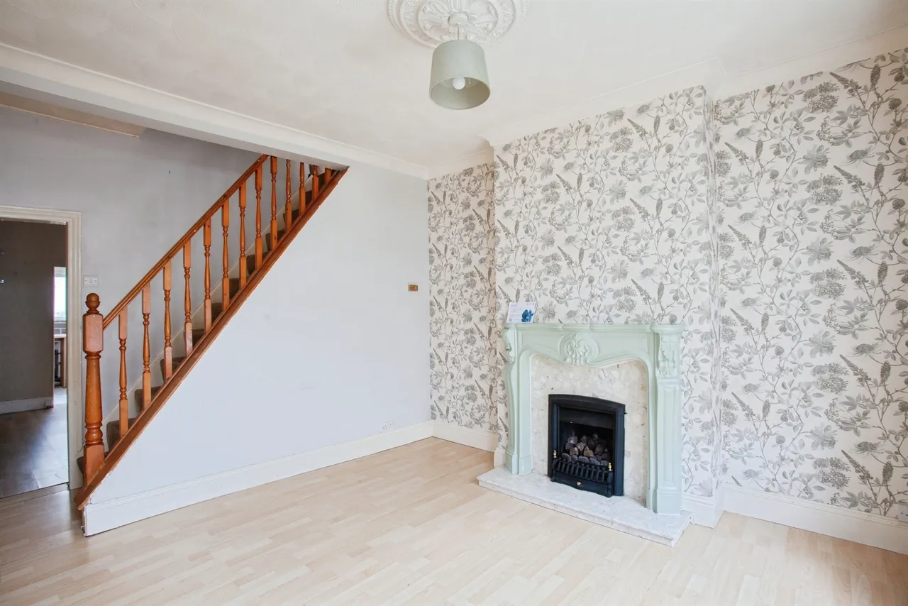 Victoria Road, Mexborough, photo 6