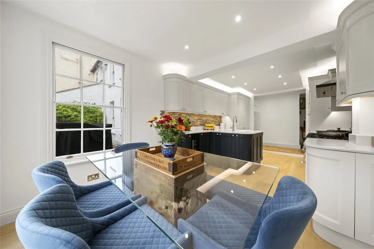 Shepperton Road, Laleham, TW18, photo 10