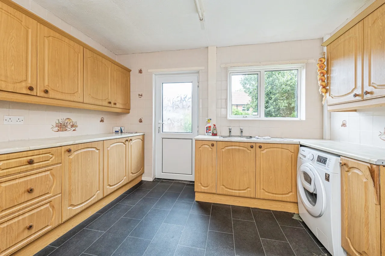 Headlands Road, Ossett, photo 2