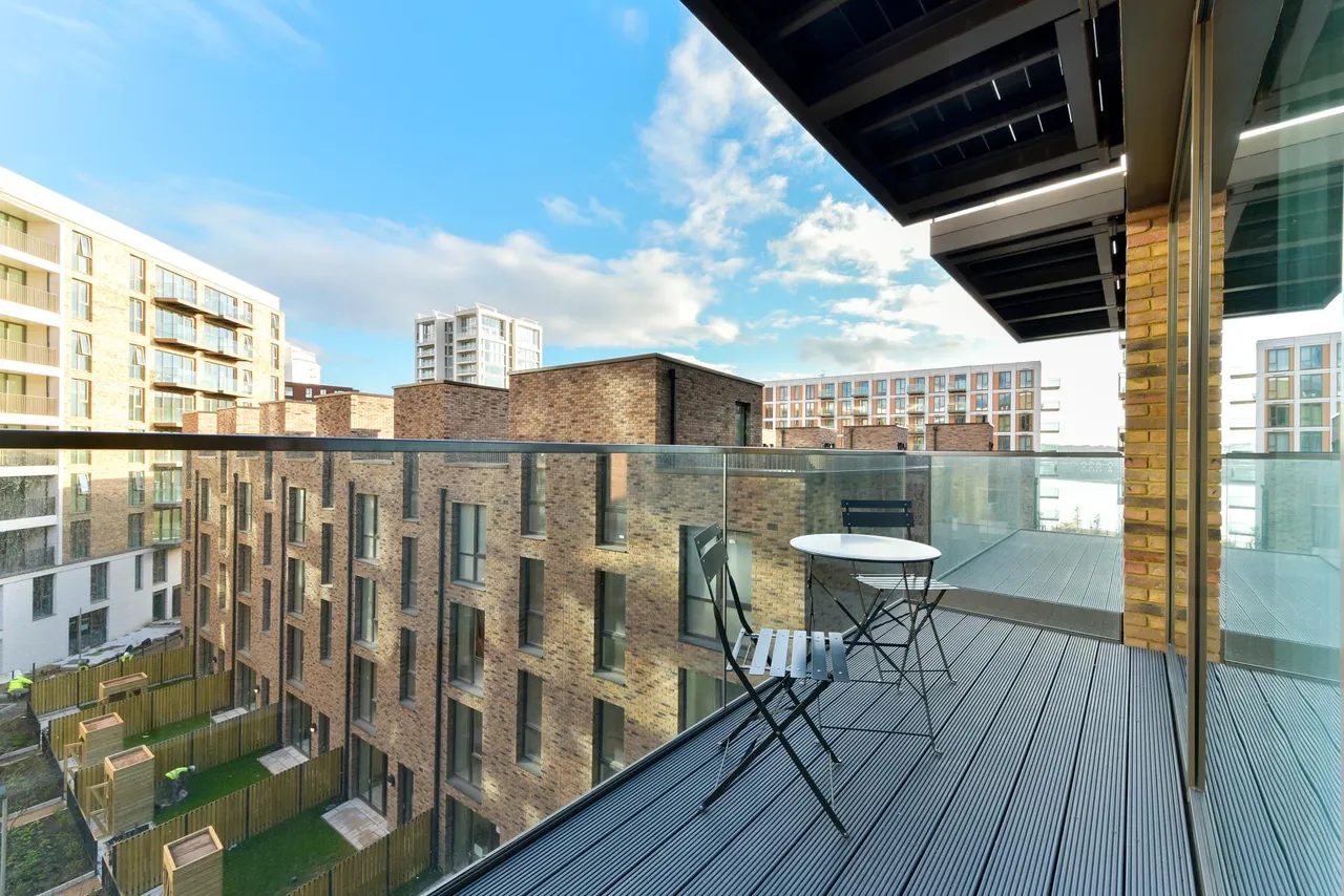 Windlass House, Royal Wharf, E16, photo 2