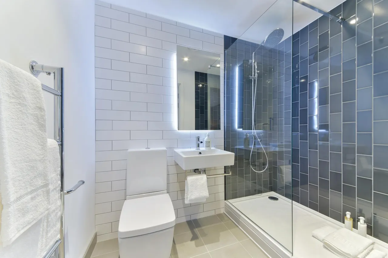 Windlass House, Royal Wharf, E16, photo 9