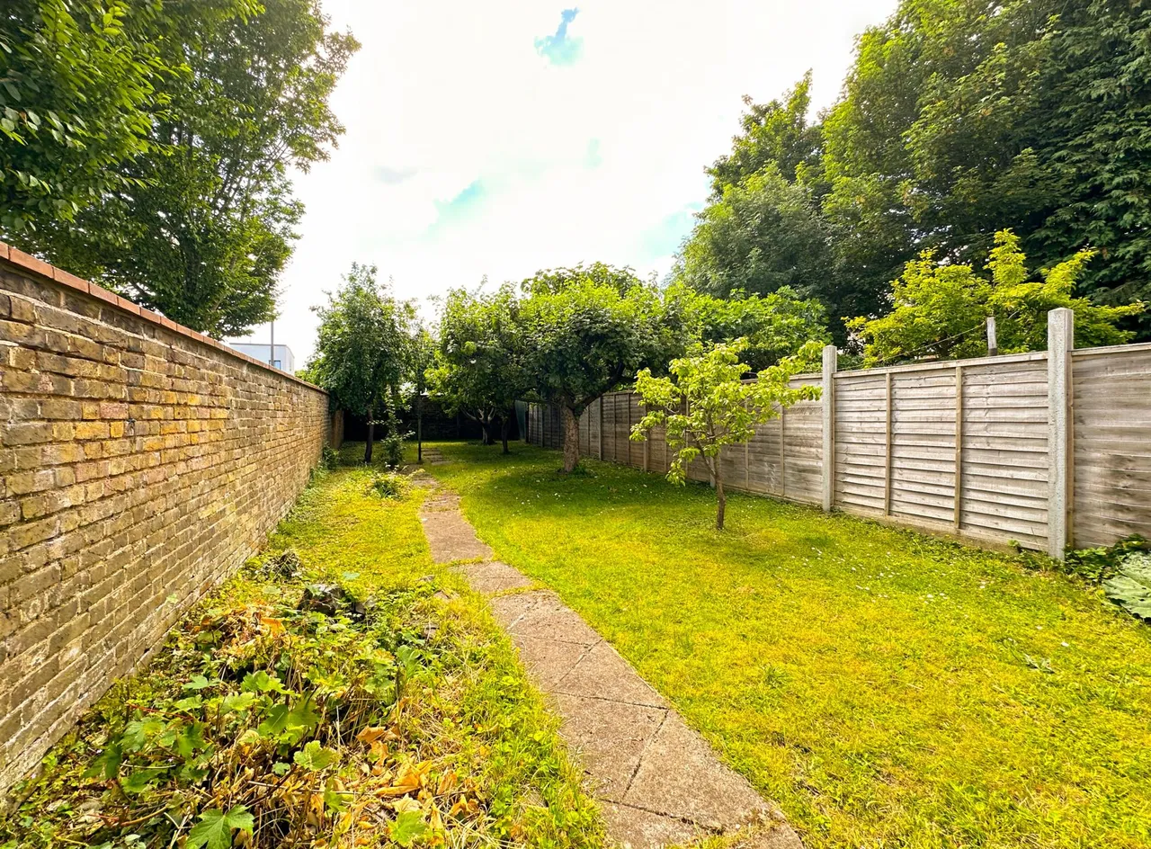 Leavesden Road, Watford, WD24, photo 10