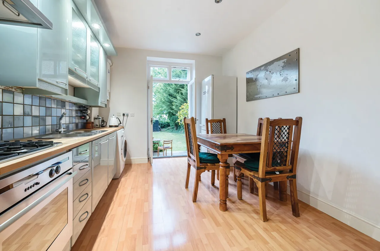 Station Road, New Barnet, Barnet, EN5 1QE, photo 7