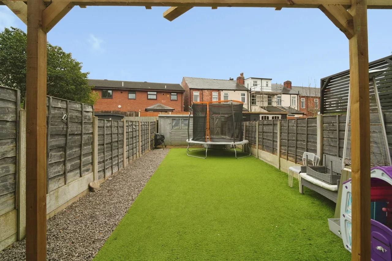 Noreen Avenue, Prestwich, Manchester, Greater Manchester, M25, photo 2