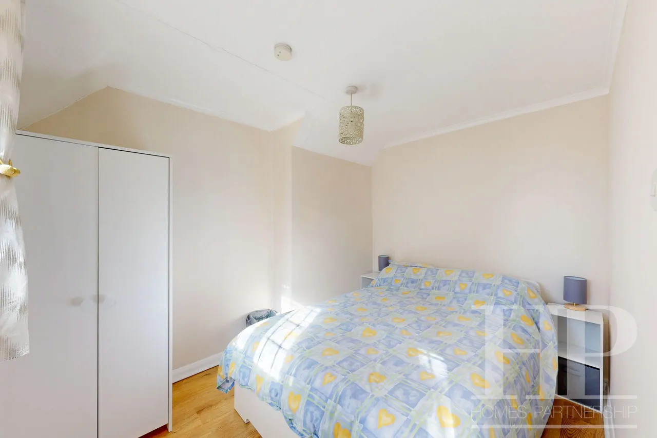 Old Martyrs, Crawley, RH11, photo 11