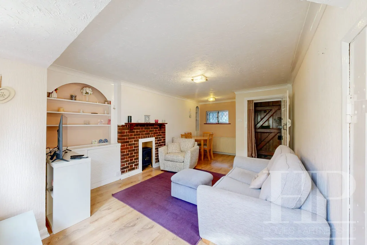 Old Martyrs, Crawley, RH11, photo 5