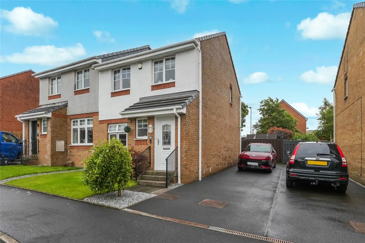 3 bed house for sale — Dalwhinnie Crescent, Kilmarnock, East Ayrshire, KA3