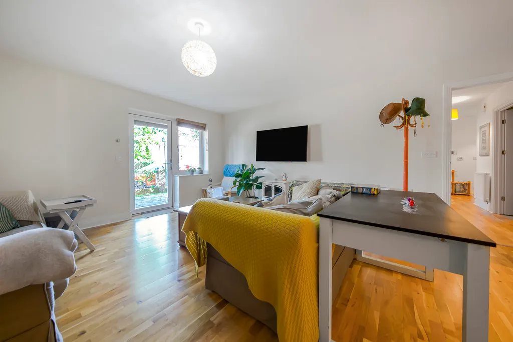 Hillingdon, UB10, photo 26