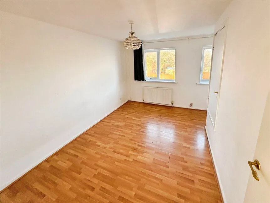 Warmley Close, Wolverhampton, West Midlands, WV6, photo 6