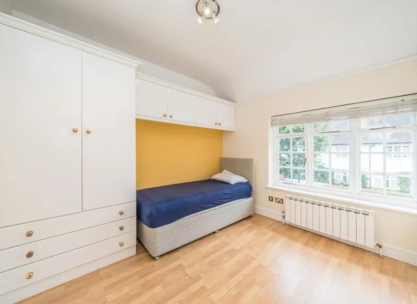 Fowlers Walk, Ealing, W5, photo 7