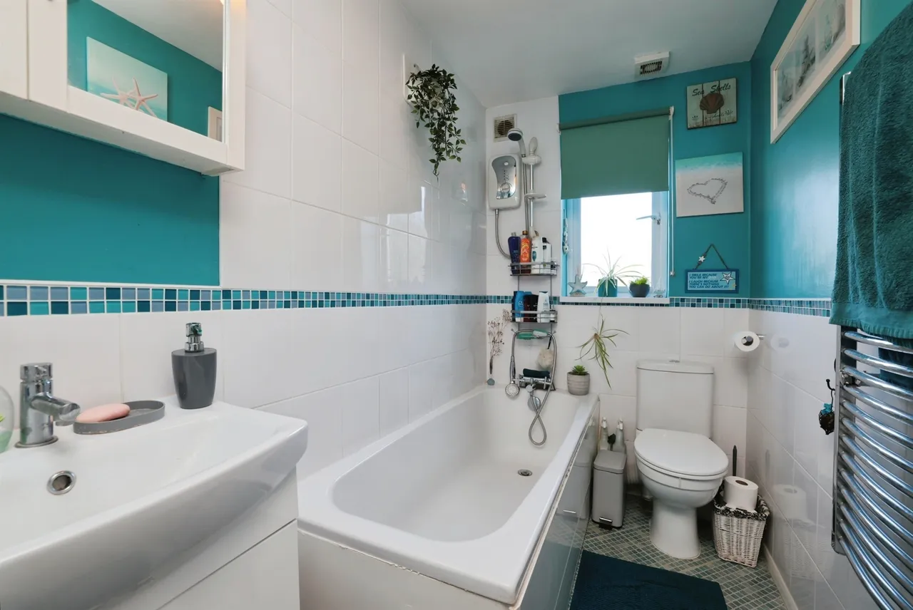 Sandown Road, Watford, WD24, photo 7