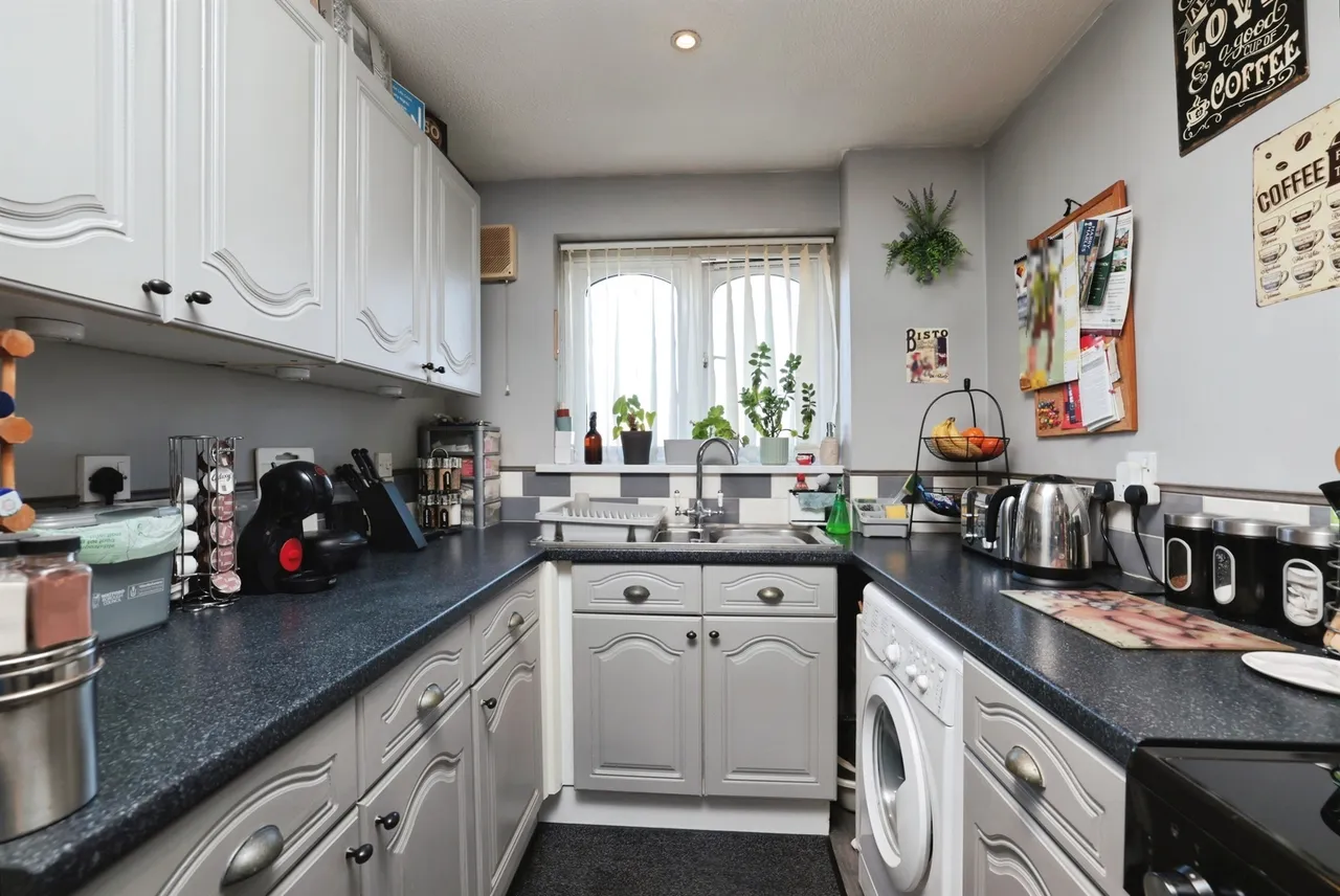 Sandown Road, Watford, WD24, photo 3
