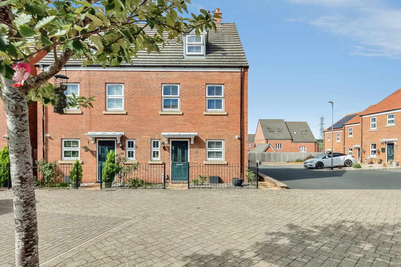 3 bed house for sale, Foster Way, Kettering, NN15
