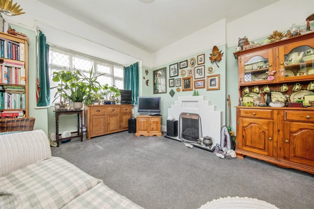 Merrilees Crescent, Holland-on-Sea, CLACTON-ON-SEA, photo 3