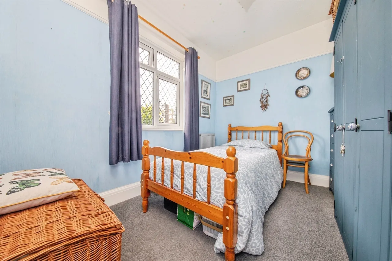 Merrilees Crescent, Holland-on-Sea, CLACTON-ON-SEA, photo 10