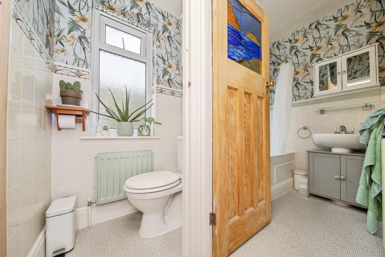 Merrilees Crescent, Holland-on-Sea, CLACTON-ON-SEA, photo 8