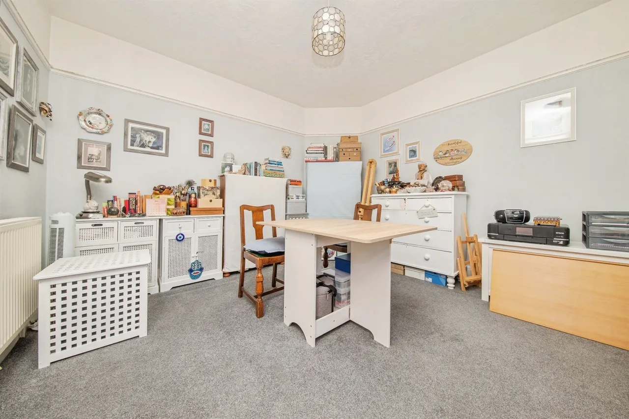 Merrilees Crescent, Holland-on-Sea, CLACTON-ON-SEA, photo 4