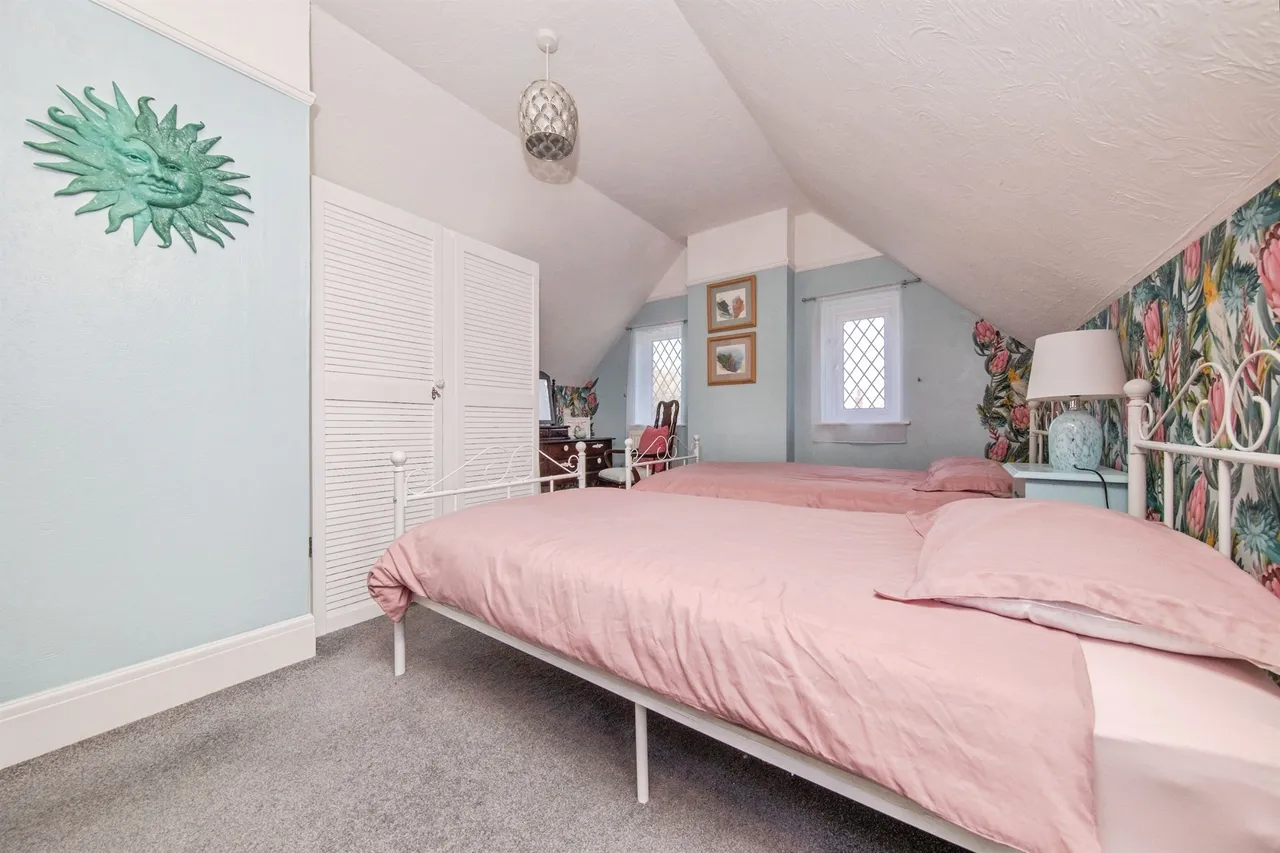 Merrilees Crescent, Holland-on-Sea, CLACTON-ON-SEA, photo 12