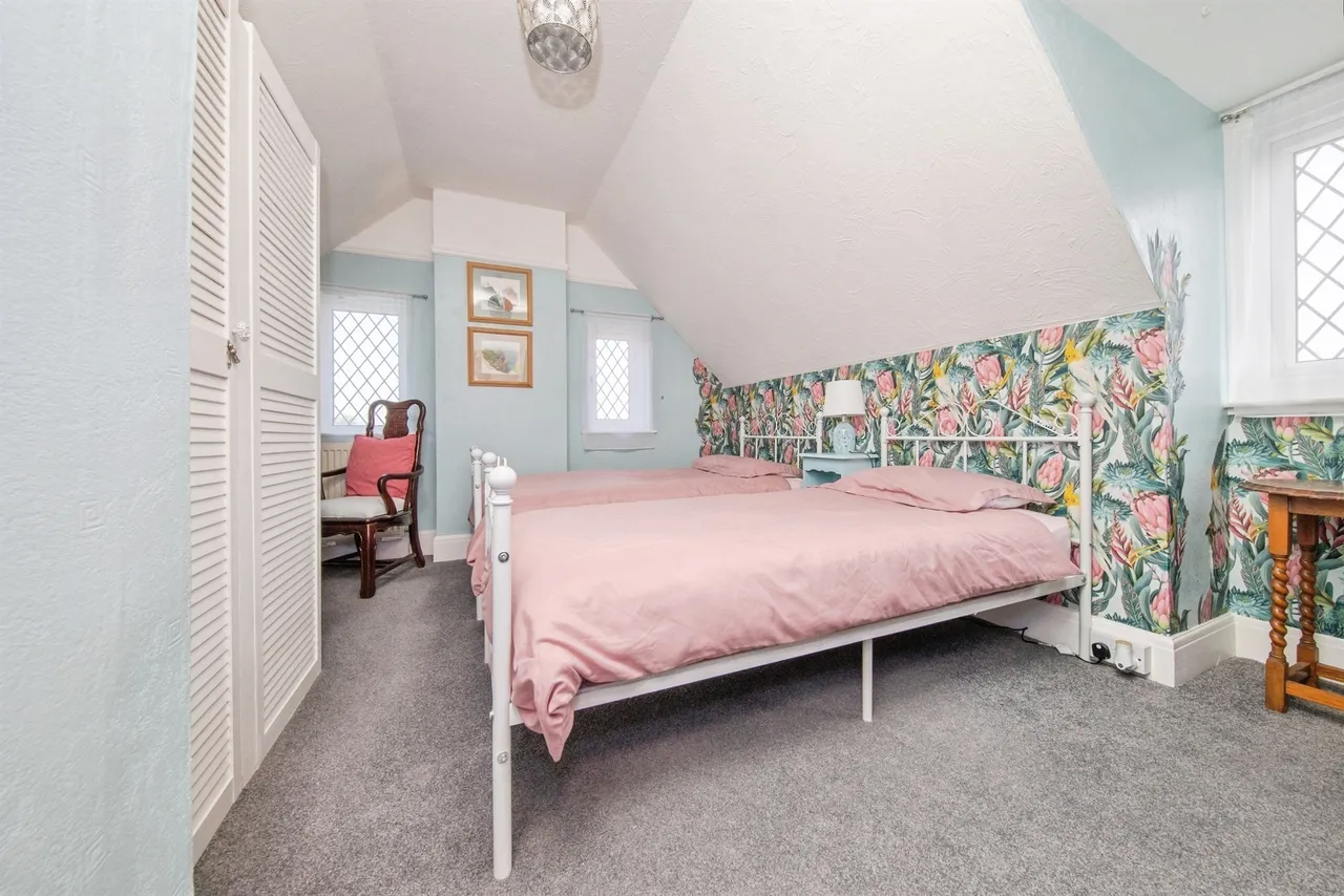 Merrilees Crescent, Holland-on-Sea, CLACTON-ON-SEA, photo 11