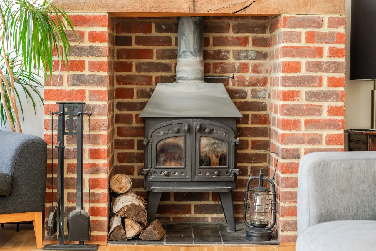 Verdley Place, Fernhurst, GU27, photo 9