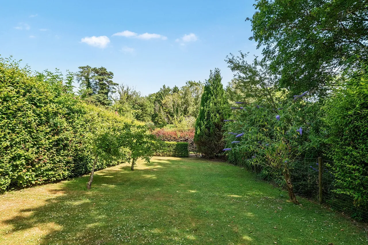 Verdley Place, Fernhurst, GU27, photo 26