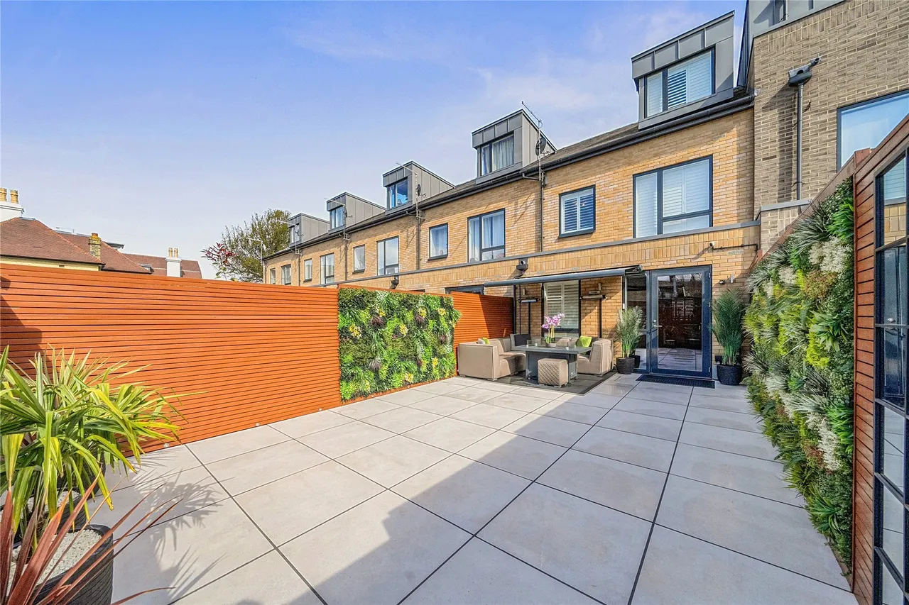 Bruce Grove, Orpington, BR6, photo 11