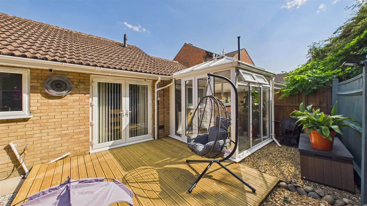 Tarrant, Werrington, photo 16