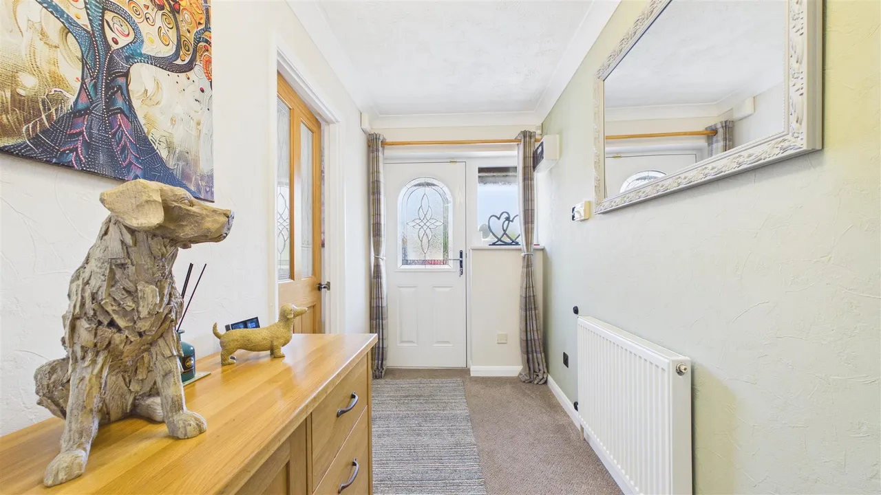 Tarrant, Werrington, photo 12