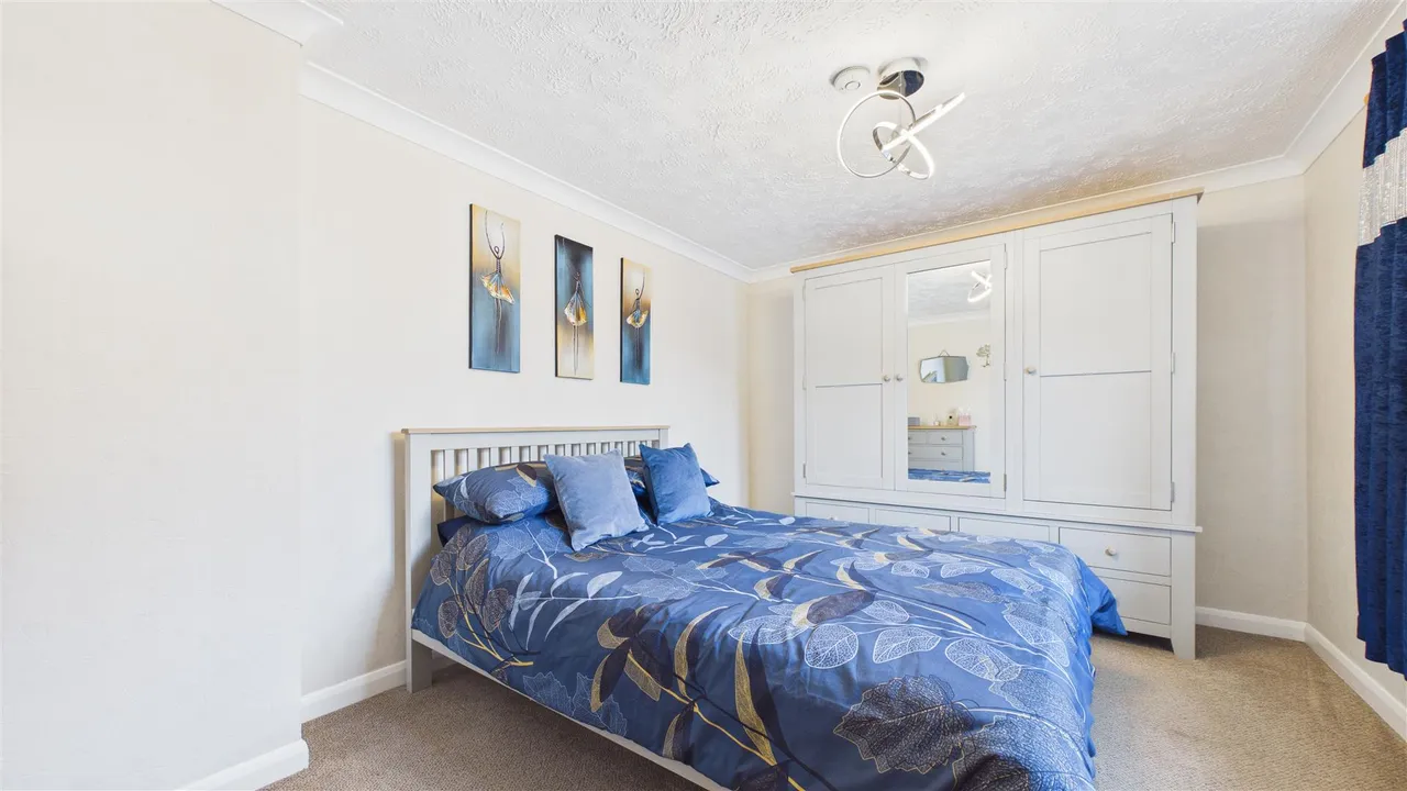 Tarrant, Werrington, photo 19