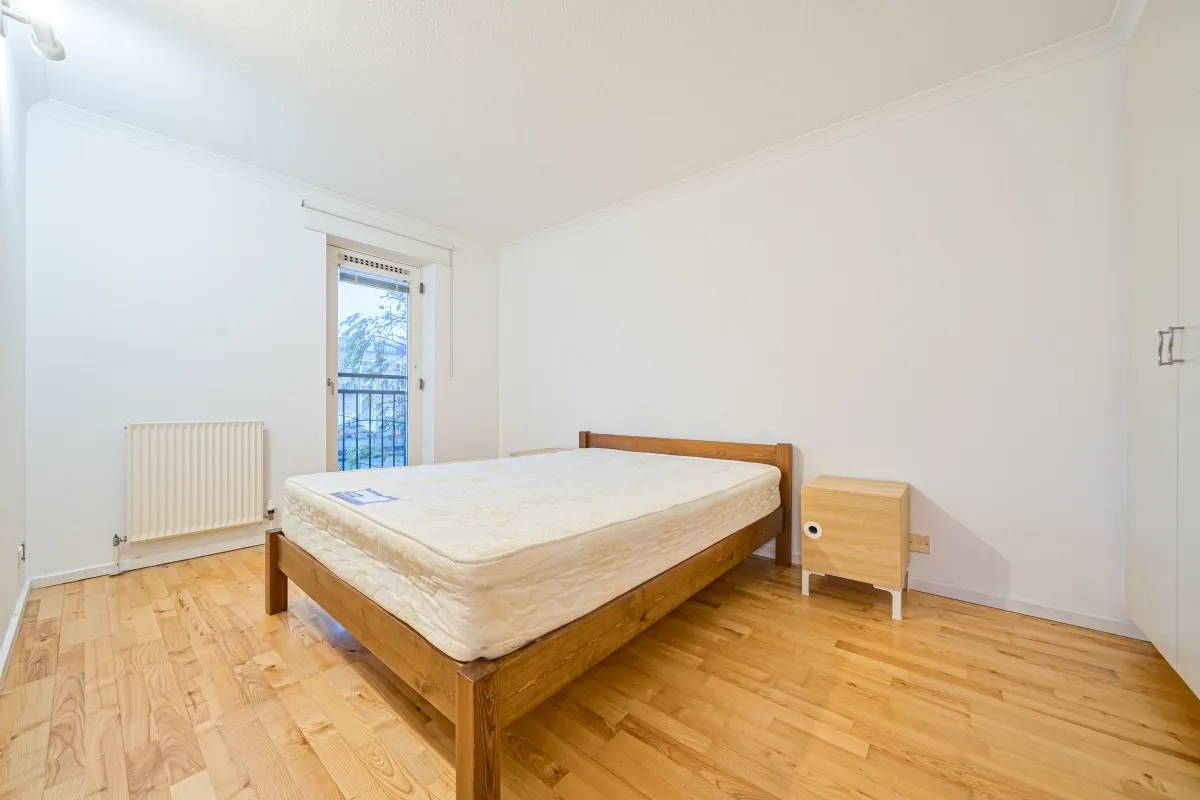 Queen of Denmark Court, Rotherhithe, SE16, photo 12