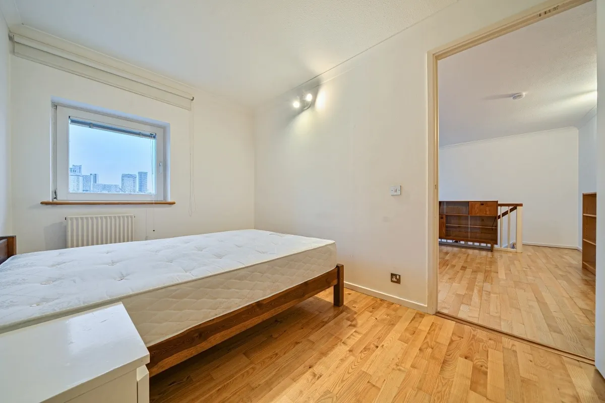 Queen of Denmark Court, Rotherhithe, SE16, photo 11