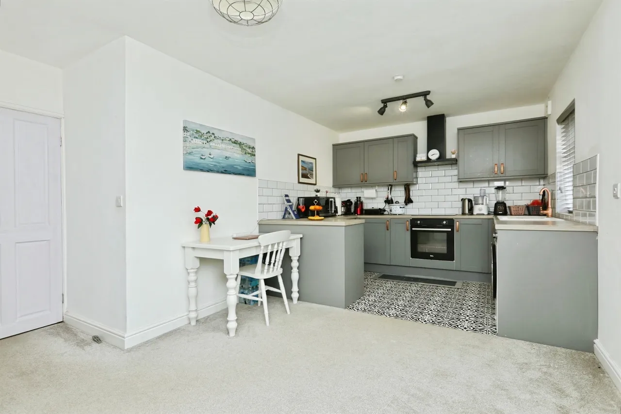Kendal Close, Worksop, photo 3