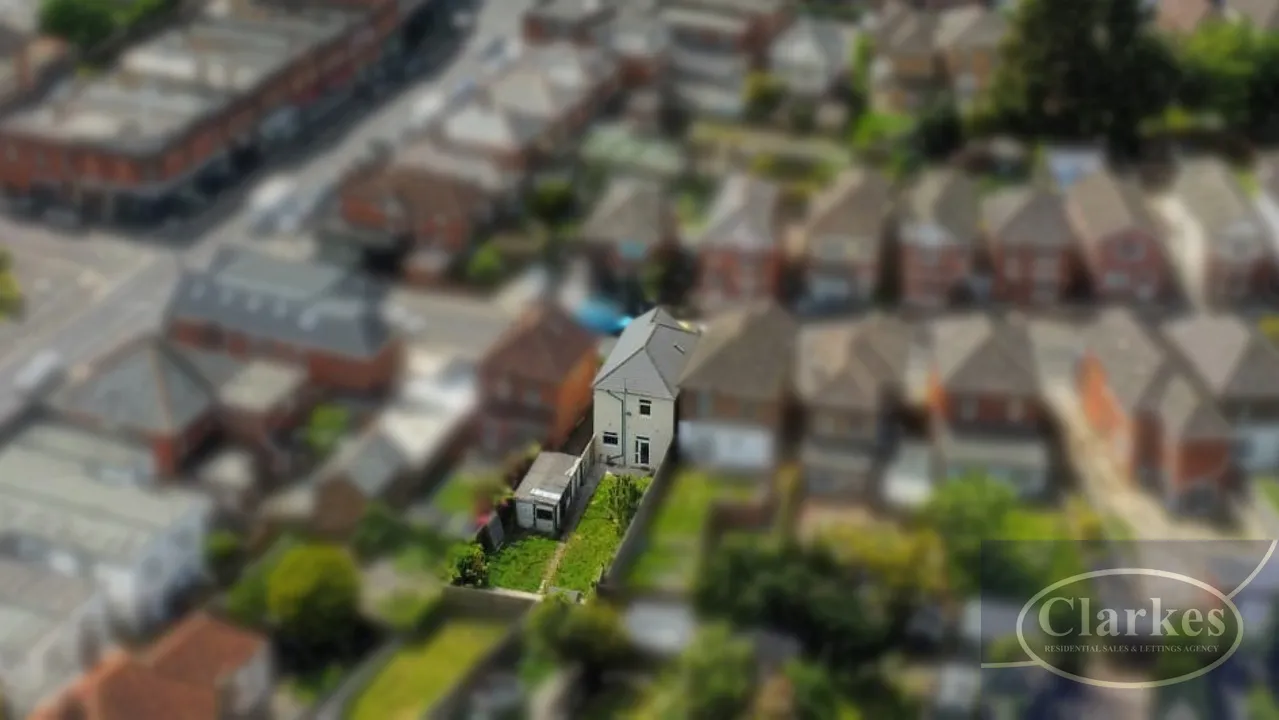 Markham Road, Charminster, photo 14