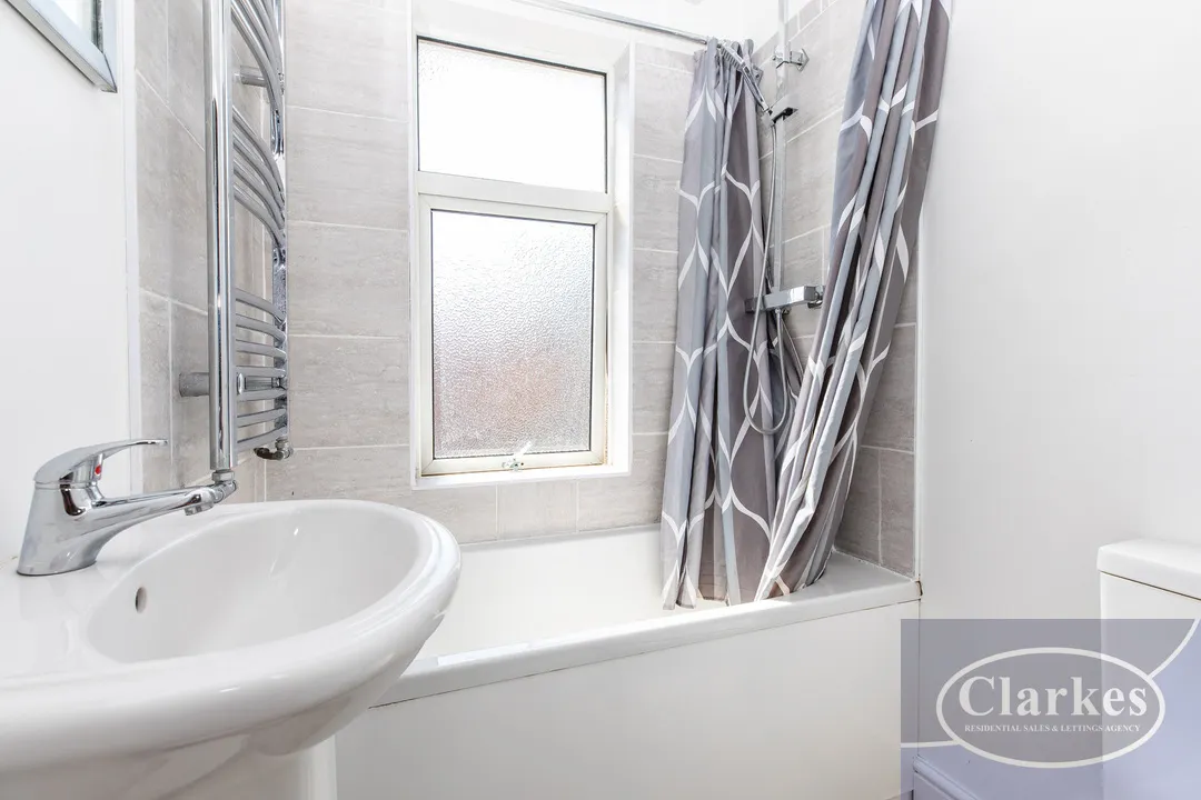 Markham Road, Charminster, photo 10